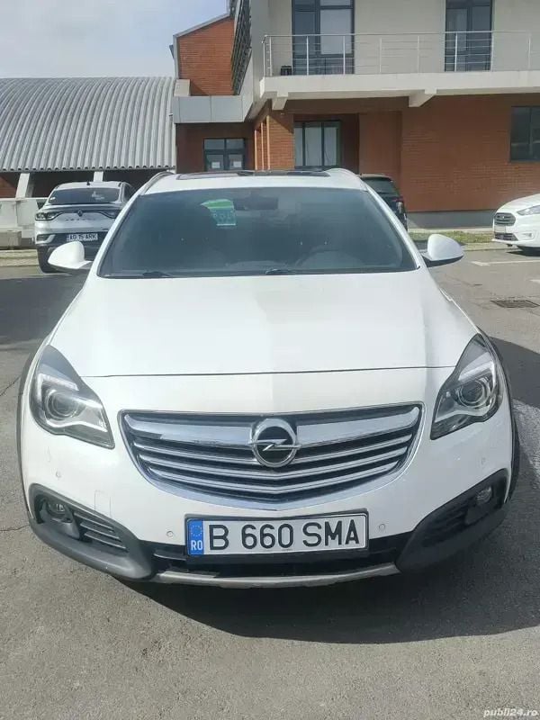 Utilizat 2014 Opel Insignia Sport Break | 7.000 EUR (Preț bun) - Imagine 1/4