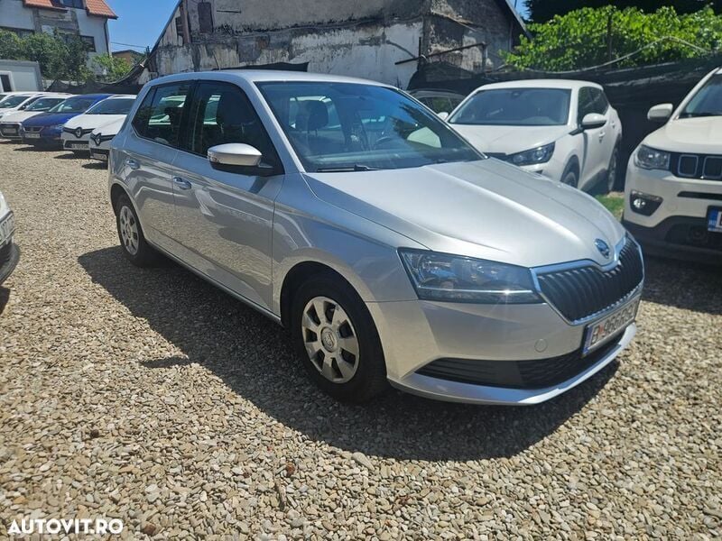 Argint Utilizat 2020 Skoda Fabia | 9.000 EUR (Preț bun) - Imagine 1/4