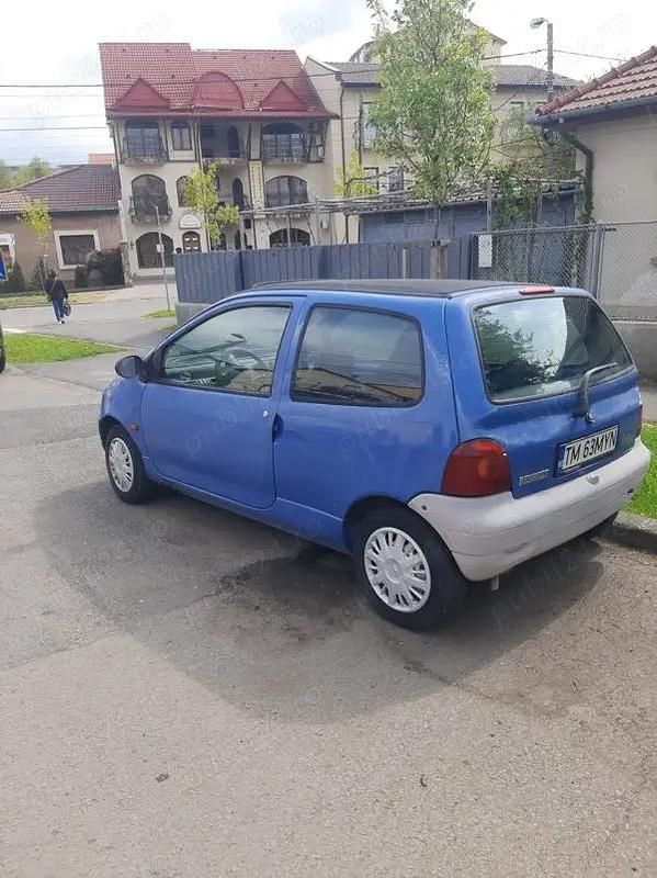 Second-hand Renault Twingo 70 CP (51 kW) 1998 Hatchback