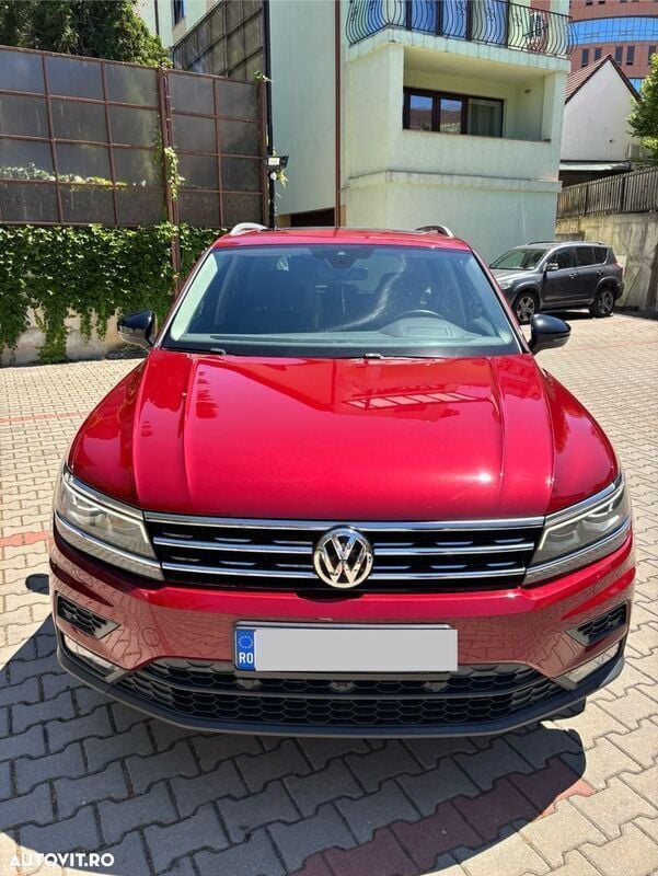 Rosu Utilizat 2020 VW Tiguan IQ Drive SUV | 34.500 EUR - Imagine 1/4