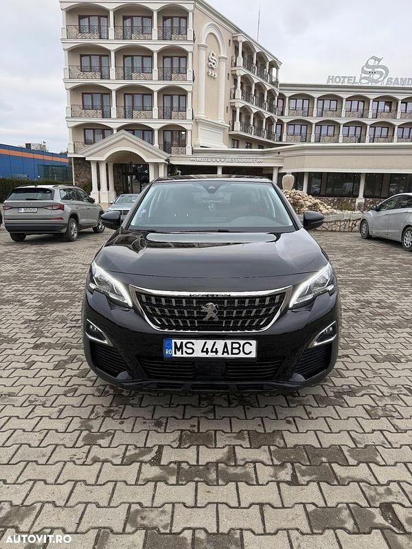 Culoarenegru Utilizat 2020 Peugeot 3008 Allure SUV | 11.750 EUR (Super Preț) - Imagine 1/4
