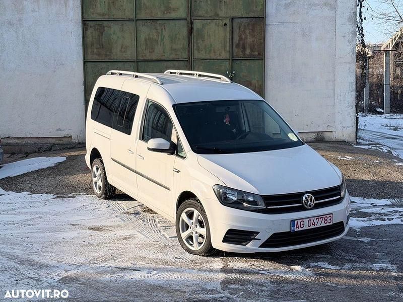 Second-hand VW Caddy Maxi Trendline 102 CP (75 kW) 2019 Culoarealb Monovolum