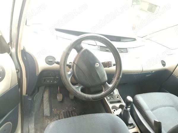Utilizat 2004 Renault Espace Monovolum | 1.600 EUR - Imagine 1/4