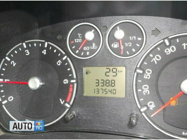 Second-hand Ford Fiesta 68 CP (50 kW) 2007 Verde Hatchback