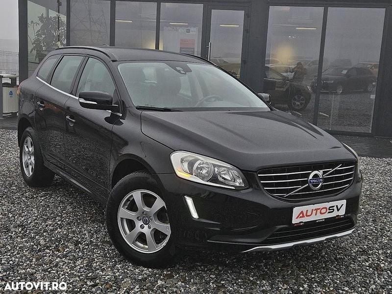 Culoarenegru Utilizat 2015 Volvo XC60 SUV | 13.450 EUR (Super Preț) - Imagine 1/4