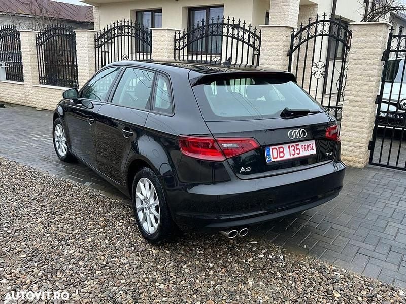 Second-hand Audi A3 Ambiente 150 CP (110 kW) 2015 Culoarenegru Hatchback