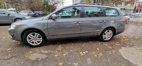 Gri Utilizat 2007 VW Passat Break | 3.300 EUR (Puțin scump) - Imagine 1/4