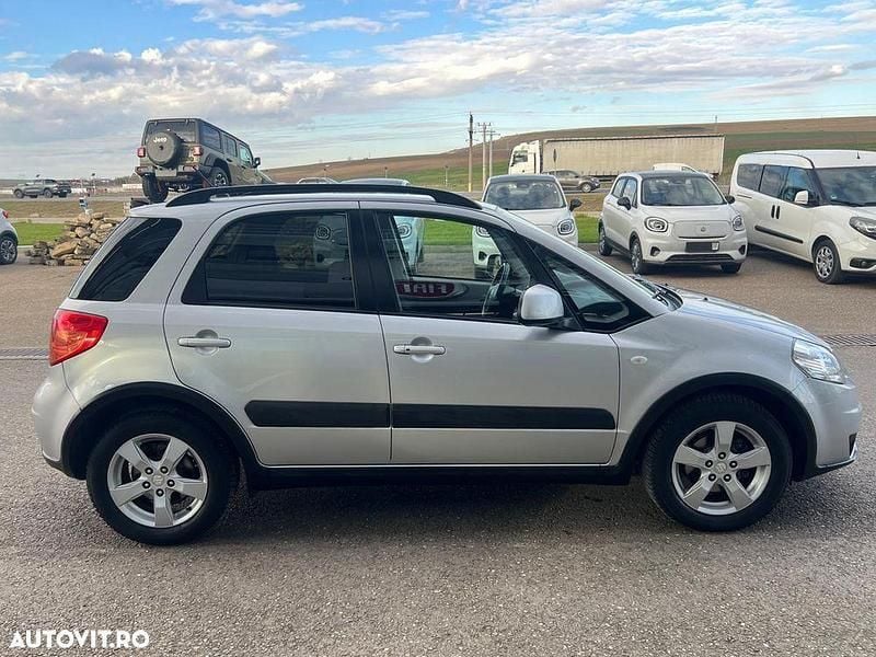 Second-hand Suzuki SX4 Limited 120 CP (88 kW) 2009 Culoareargint Hatchback