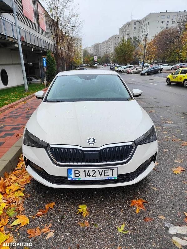 Culoarealb Utilizat 2023 Skoda Scala Ambition Hatchback | 13.000 EUR (Preț OK) - Imagine 1/4
