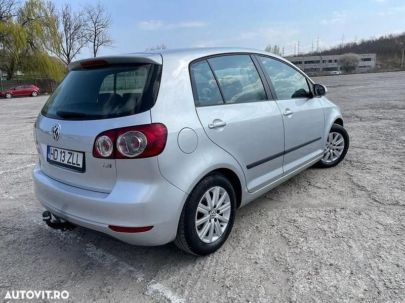 Second-hand VW Golf VI Comfortline 122 CP (89 kW) 2009 Culoaregri Hatchback