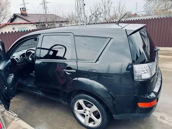 Second-hand Mitsubishi Outlander 140 CP (102 kW) 2009 SUV