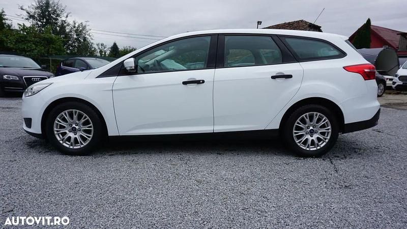 Second-hand Ford Focus Trend 100 CP (73 kW) 2015 Culoarealb Break