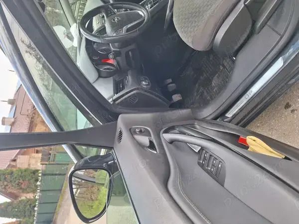 Utilizat 2014 Opel Zafira Monovolum | 6.000 EUR - Imagine 1/4