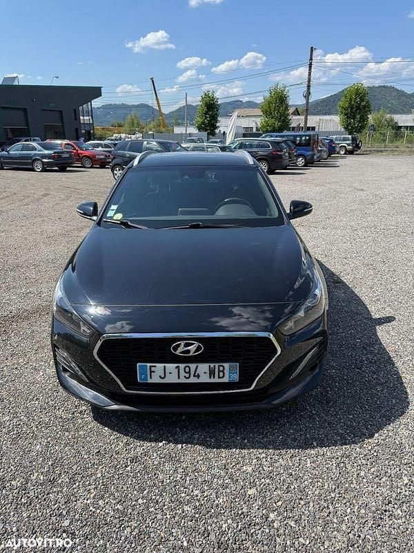 Negru Utilizat 2019 Hyundai i30 Edition 30+ Break | 9.950 EUR (Preț bun) - Imagine 1/4