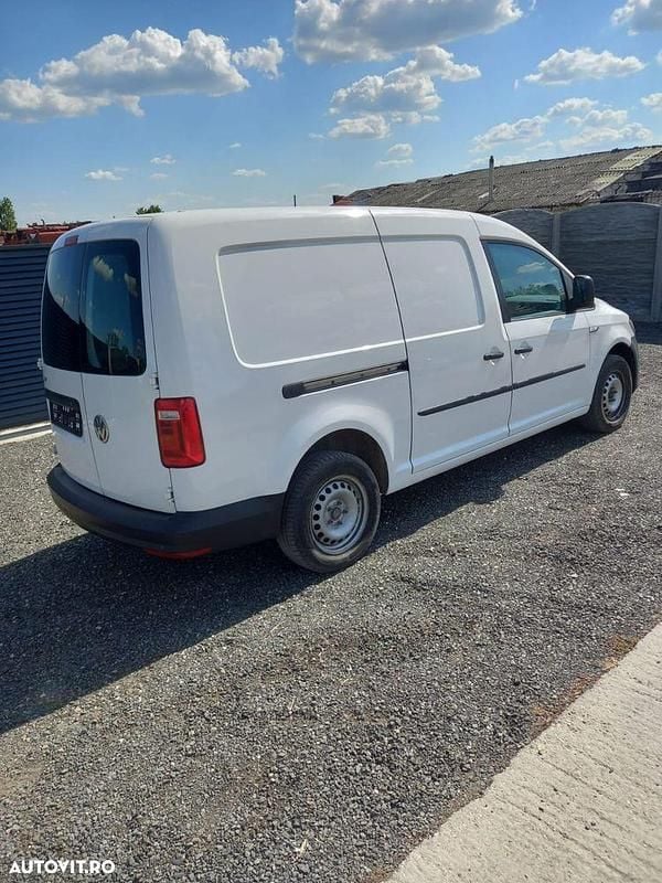 Second-hand VW Caddy 131 CP (96 kW) 2020 Culoarealb Monovolum
