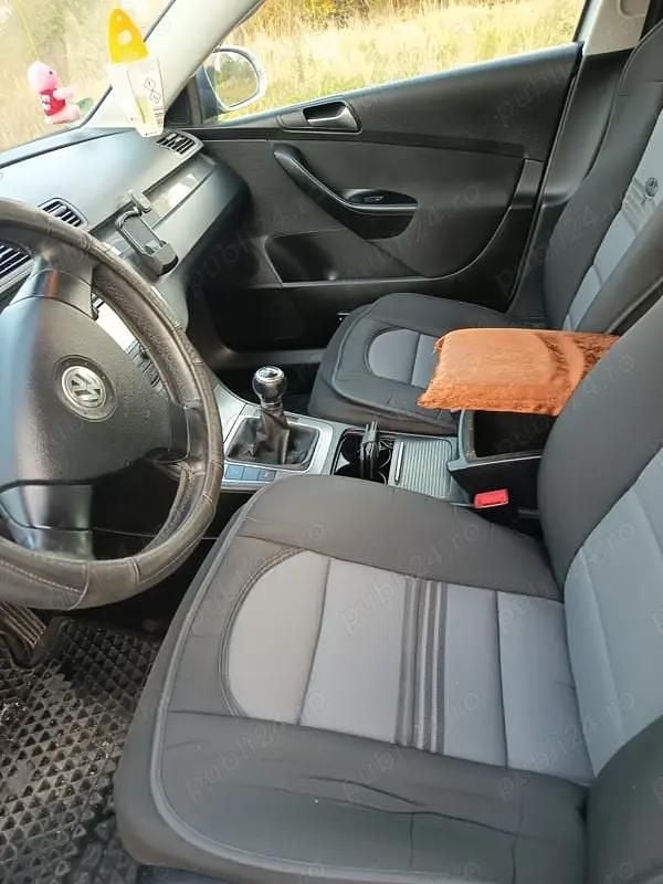 Second-hand VW Passat 134 CP (98 kW) 2009 Gri Break