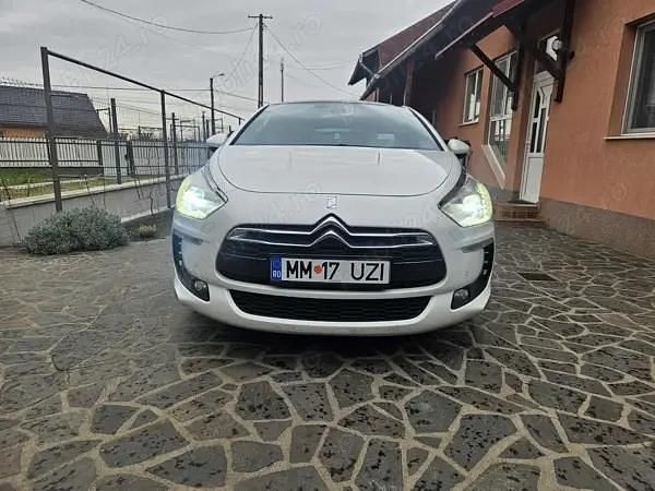 Second-hand Citroën DS5 200 CP (147 kW) 2012 Hatchback