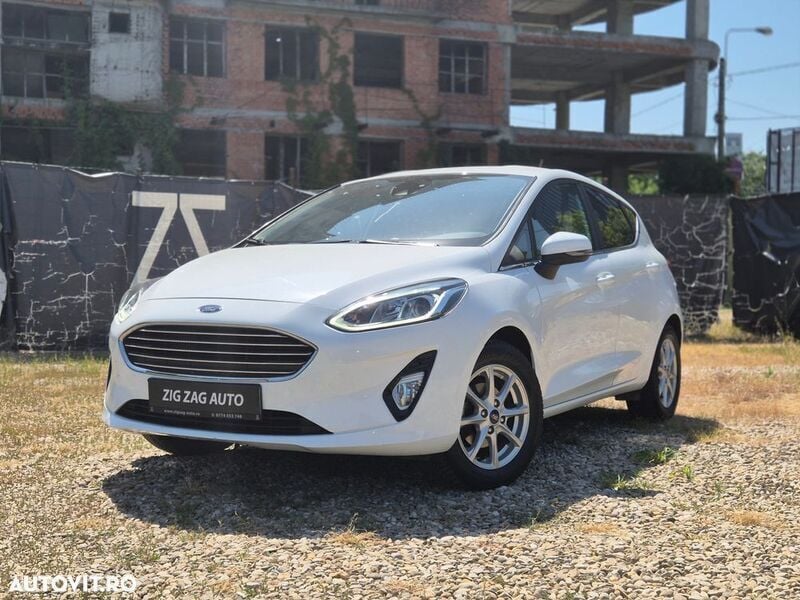 Second-hand Ford Fiesta Titanium 100 CP (73 kW) 2021 Alb Hatchback
