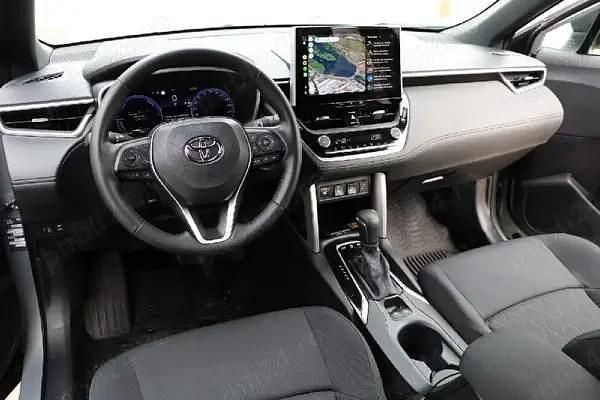 Second-hand Toyota Corolla Cross 180 CP (132 kW) 2025 SUV