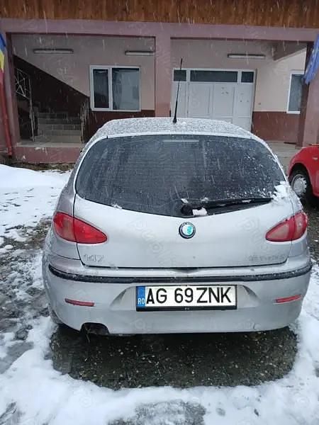 Second-hand Alfa Romeo 147 105 CP (77 kW) 2003 Hatchback