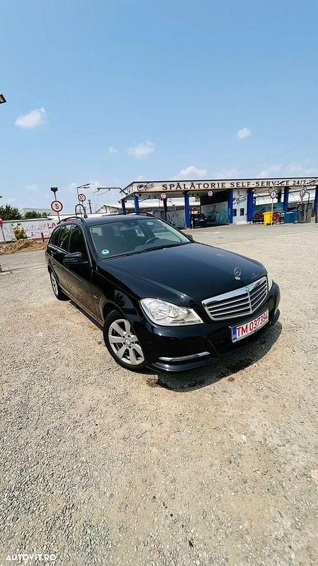 Negru Utilizat 2011 Mercedes C200 Break | 4.699 EUR (Preț bun) - Imagine 1/4