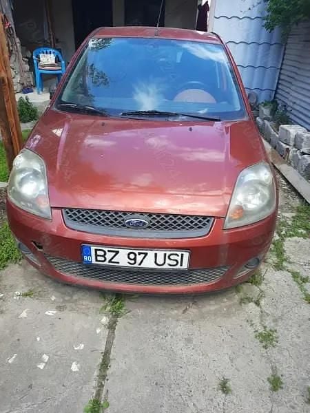 Utilizat 2007 Ford Fiesta Hatchback | 1.500 EUR - Imagine 1/2