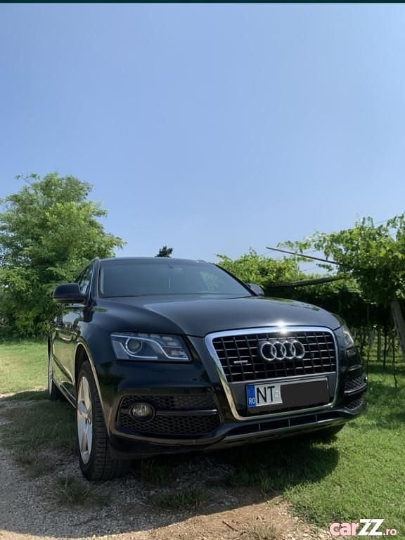 Negru Second-hand 2012 Audi Q5 S-Line SUV | 11.999 EUR (Puțin scump) - Imagine 1/4