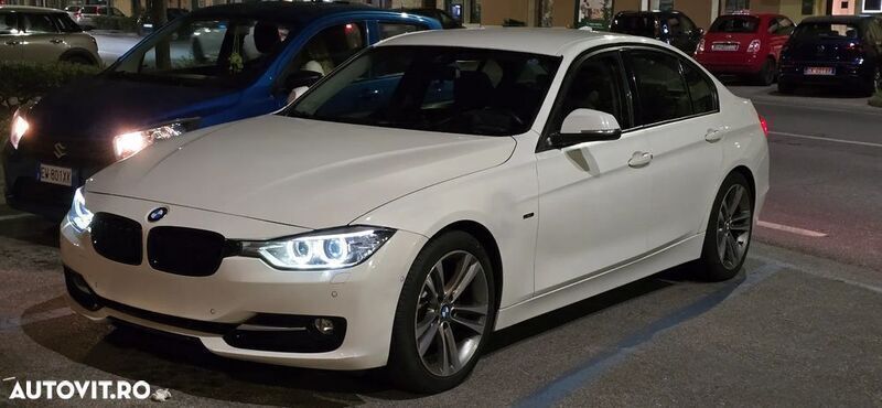 Alb Utilizat 2012 BMW 328 Gran Turismo Sport Line Berlinǎ | 9.500 EUR - Imagine 1/4