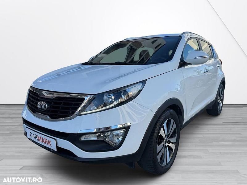 Alb Utilizat 2013 Kia Sportage Attract SUV | 7.999 EUR (Preț OK) - Imagine 1/4