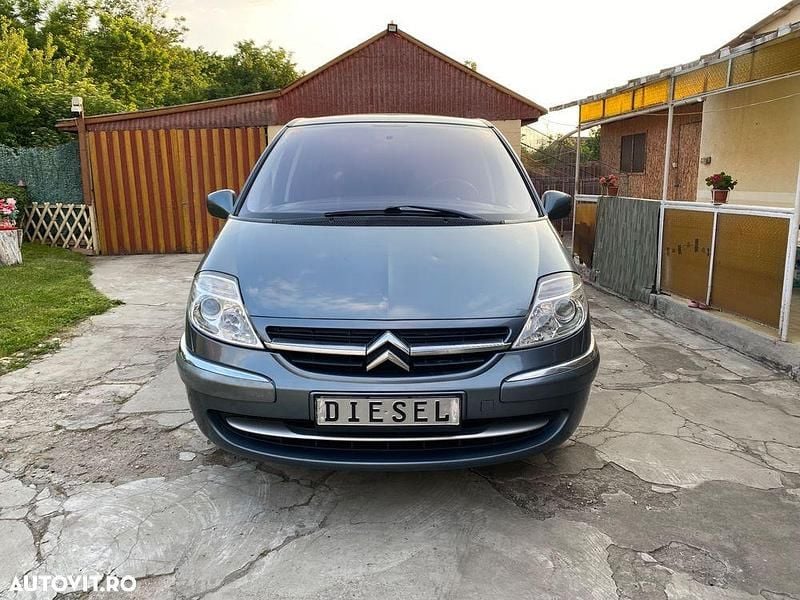 Gri Utilizat 2012 Citroën C8 Exclusive Monovolum | 4.250 EUR - Imagine 1/4