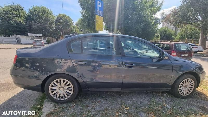 Culoarealbastru Utilizat 2007 VW Passat Comfortline Break | 3.500 EUR (Preț OK) - Imagine 1/4