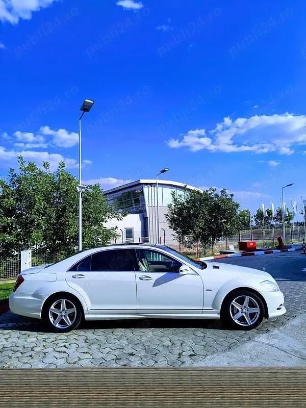 Second-hand Mercedes S350 256 CP (188 kW) 2011 Berlinǎ