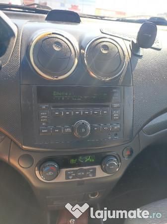 Utilizat 2011 Chevrolet Aveo Berlinǎ | 1.200 EUR - Imagine 1/4