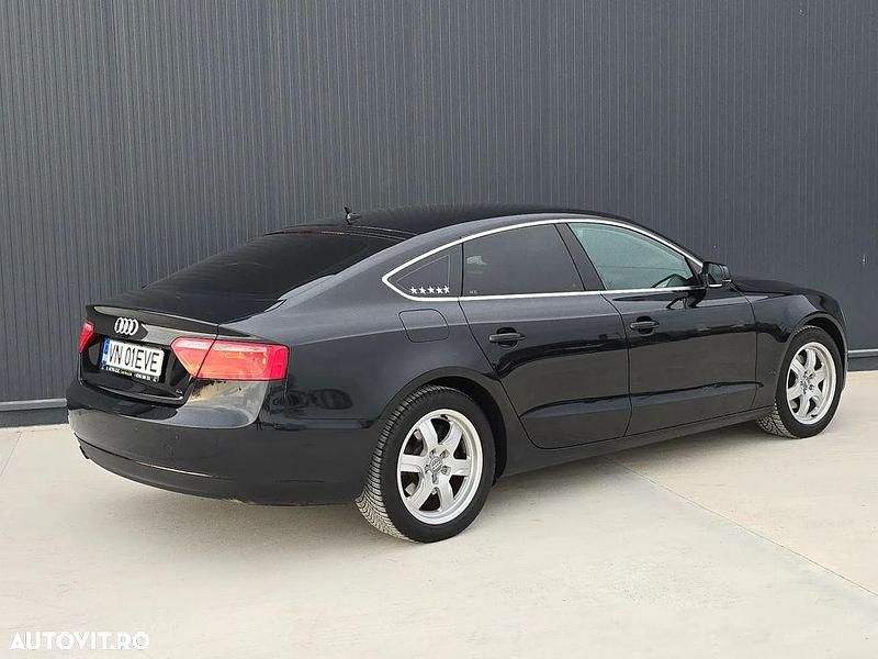 Second-hand Audi A5 Sportback 150 CP (110 kW) 2012 Culoarenegru Hatchback