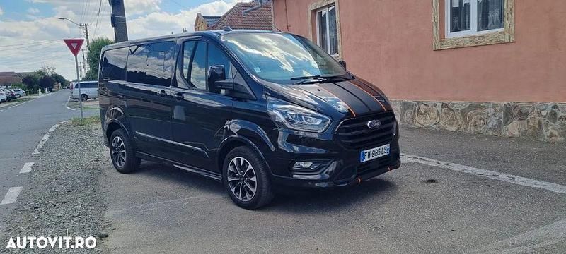 Culoarenegru Utilizat 2021 Ford Transit Custom Monovolum | 21.000 EUR - Imagine 1/4