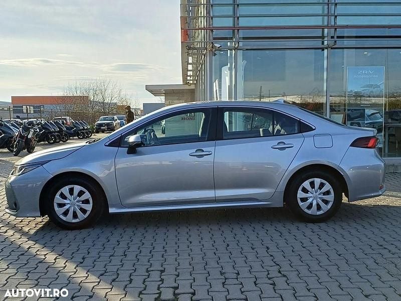 Second-hand Toyota Corolla Business Edition 122 CP (89 kW) 2022 Culoaregri Berlinǎ