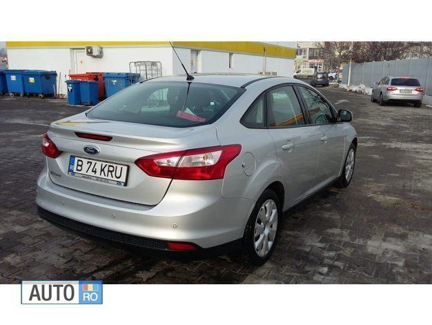 Gri Utilizat 2014 Ford Focus Berlinǎ | 7.550 EUR (Preț OK) - Imagine 1/4