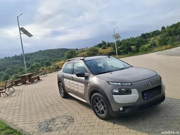 Utilizat 2014 Citroën C4 Cactus Hatchback | 7.900 EUR (Puțin scump) - Imagine 1/4