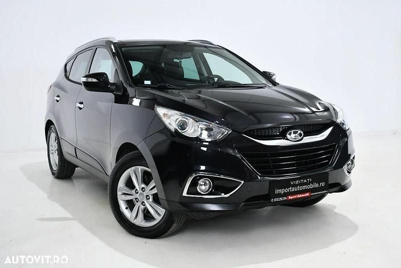 Culoarenegru Utilizat 2010 Hyundai ix35 Premium SUV | 8.990 EUR (Preț OK) - Imagine 1/4