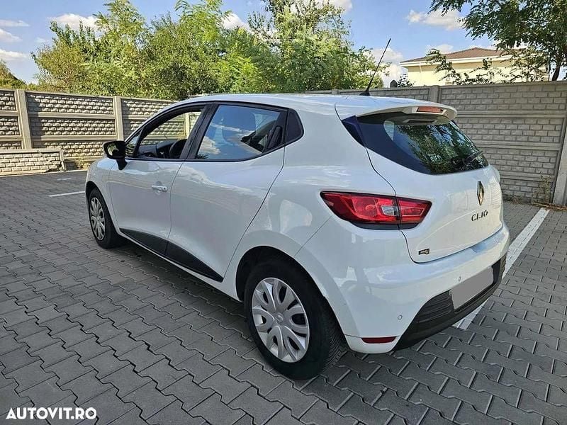 Second-hand Renault Clio IV Dynamique 90 CP (66 kW) 2019 Culoarealb