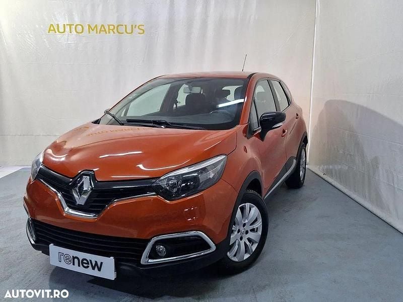 Culoareportocaliu Utilizat 2016 Renault Captur Zen SUV | 7.900 EUR (Preț bun) - Imagine 1/4