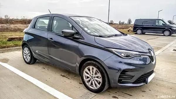 Alb Utilizat 2021 Renault Zoe Hatchback | 13.899 EUR (Super Preț) - Imagine 1/4