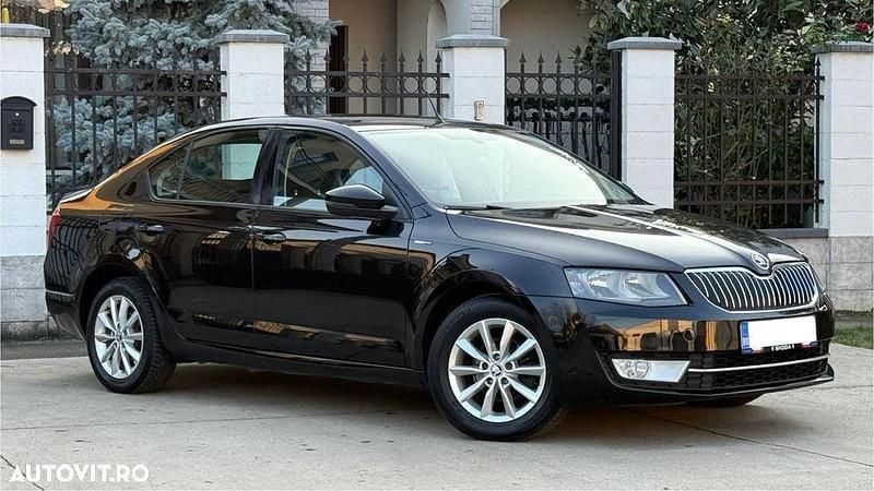 Culoarenegru Second-hand 2017 Skoda Octavia Break | 6.900 EUR (Super Preț) - Imagine 1/4