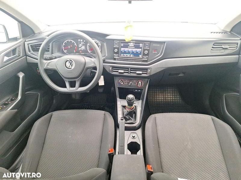 Second-hand VW Polo Trendline 80 CP (58 kW) 2021 Culoarealb Hatchback
