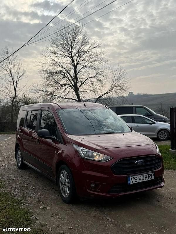 Culoarerosu Utilizat 2018 Ford Transit Trend Break | 8.700 EUR (Preț bun) - Imagine 1/4