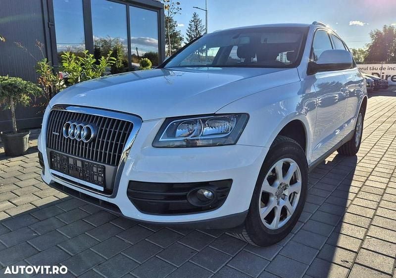 Culoarealb Utilizat 2011 Audi Q5 SUV | 9.999 EUR (Preț bun) - Imagine 1/4