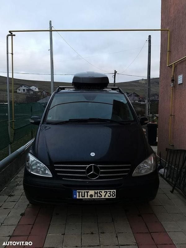 Culoarenegru Utilizat 2007 Mercedes Viano Monovolum | 7.900 EUR - Imagine 1/4