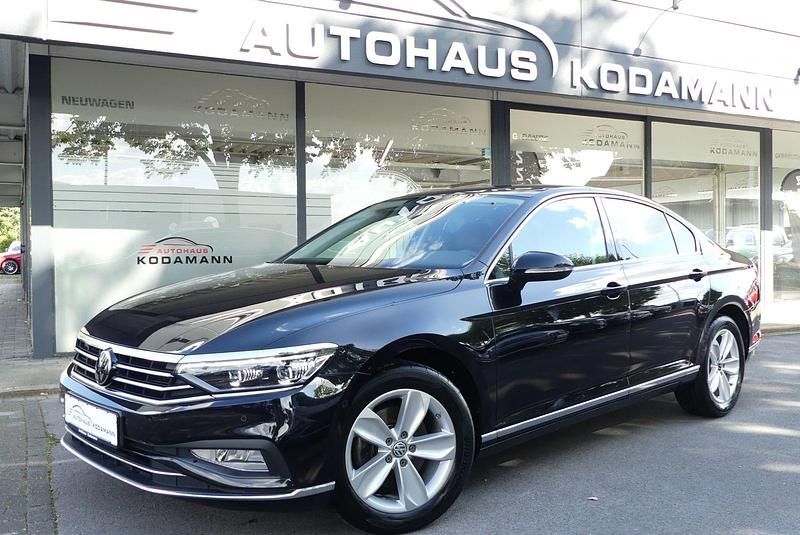 Utilizat 2021 VW Passat Elegance | 30.651 EUR - Imagine 1/1