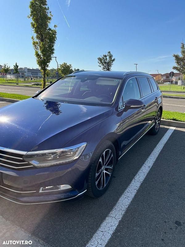 Culoarealbastru Utilizat 2018 VW Passat Highline Break | 14.900 EUR (Preț OK) - Imagine 1/4