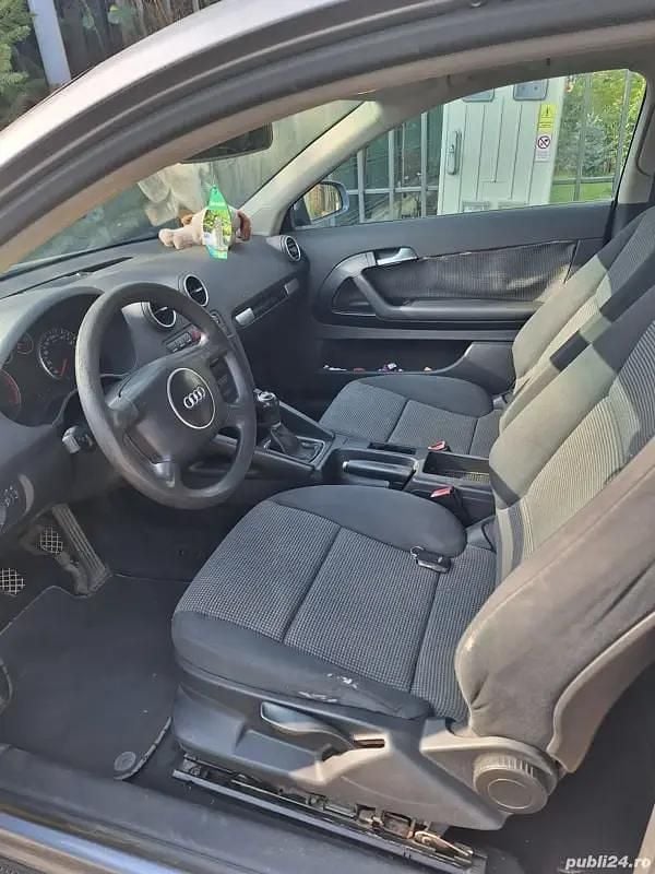 Utilizat 2004 Audi A3 Coupe | 1.000 EUR (Super Preț) - Imagine 1/4